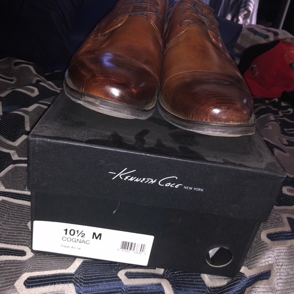 Kenneth Cole cognac dress shoes